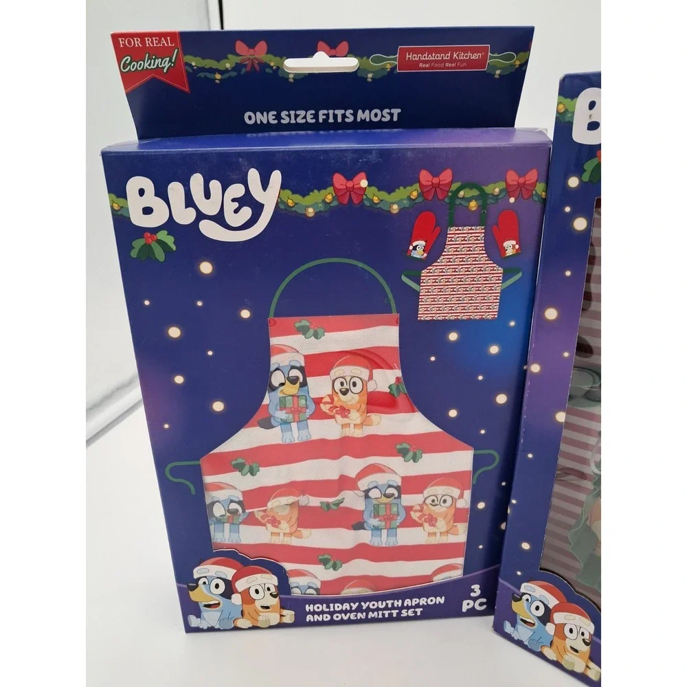 Bleuy‎ Youth Apron And Oven Mitts And Bluey Holiday Baking Set-5 Piece